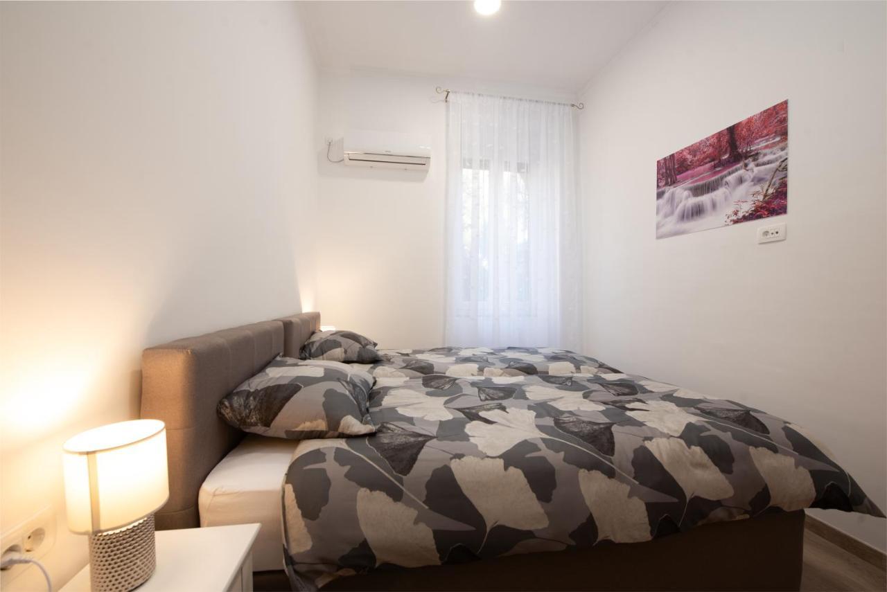 Apartman Cezar Apartment Rijeka Exterior foto
