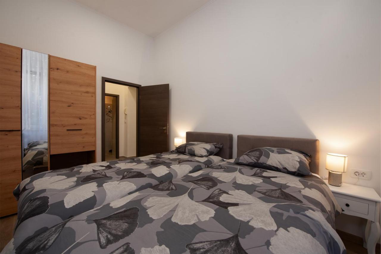 Apartman Cezar Apartment Rijeka Exterior foto