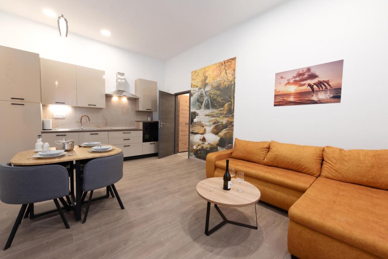 Apartman Cezar Apartment Rijeka Exterior foto